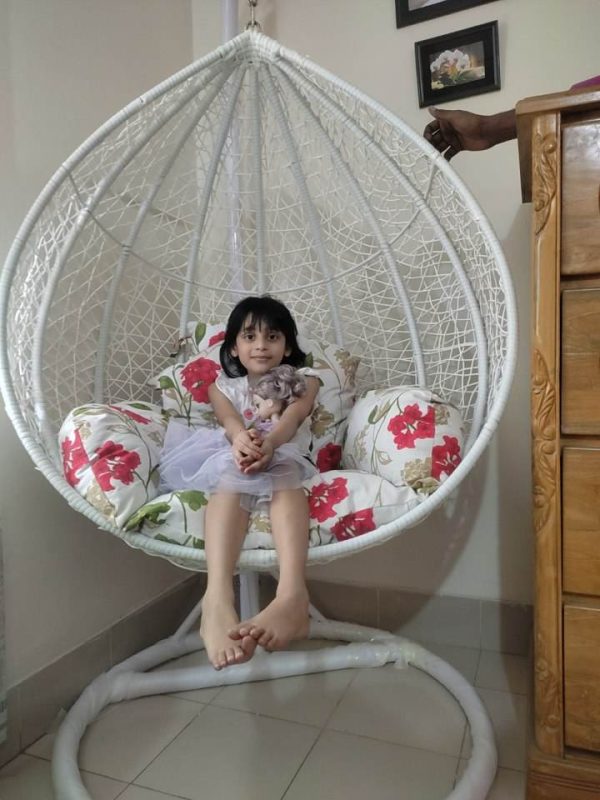 Swing chair large Nest design white color