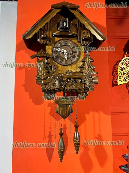 House shape wall clock